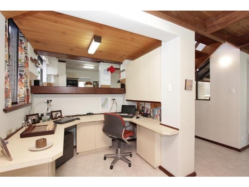 15 Wyndham Way, Yokine WA 6060