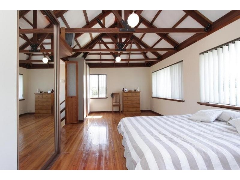 15 Wyndham Way, Yokine WA 6060