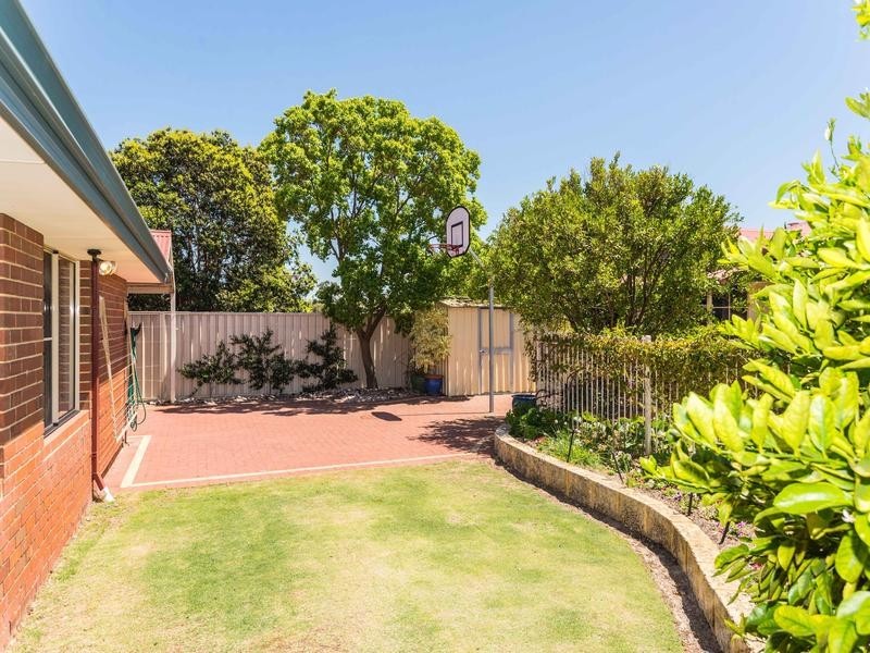 15 Henrietta Street, Bayswater WA 6053