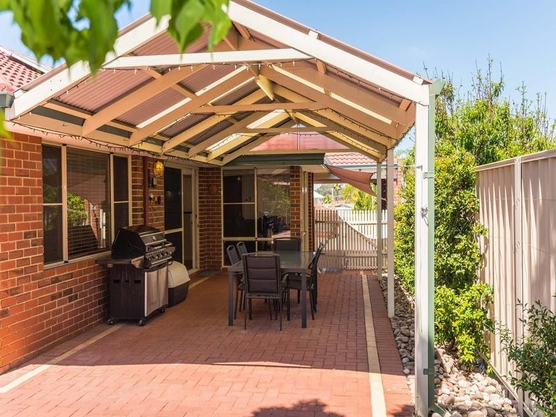 15 Henrietta Street, Bayswater WA 6053