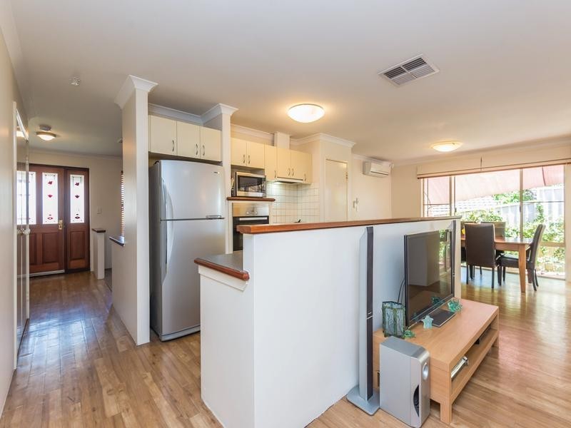 15 Henrietta Street, Bayswater WA 6053