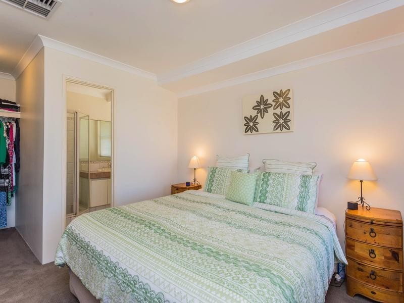 15 Henrietta Street, Bayswater WA 6053