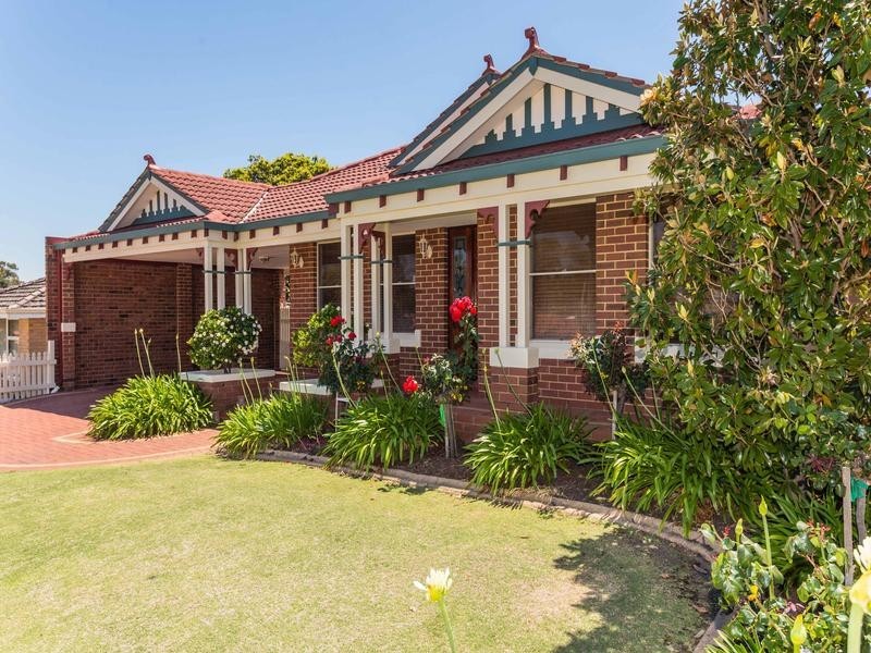 15 Henrietta Street, Bayswater WA 6053