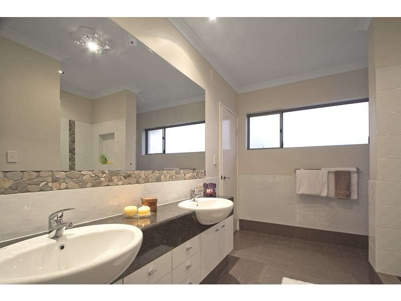 24B Fairway West, Yokine WA 6060