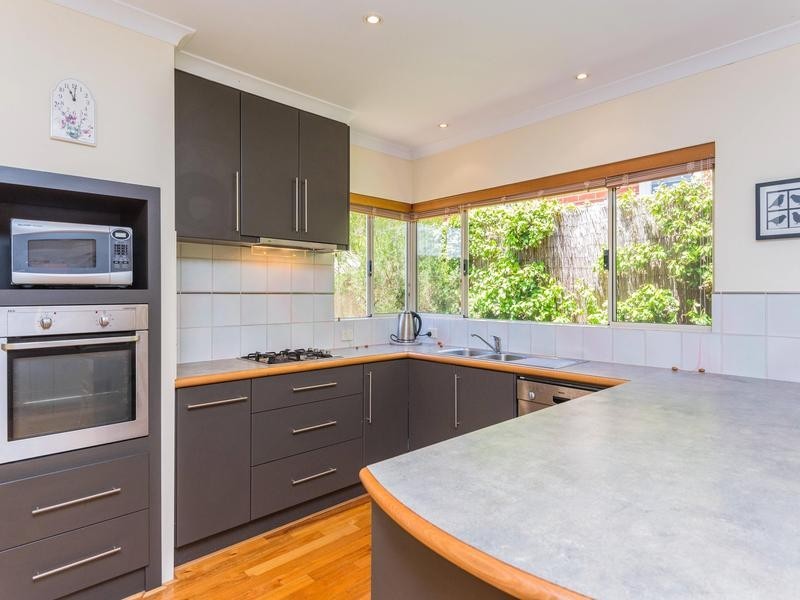 22 Wisbech, Bayswater WA 6053