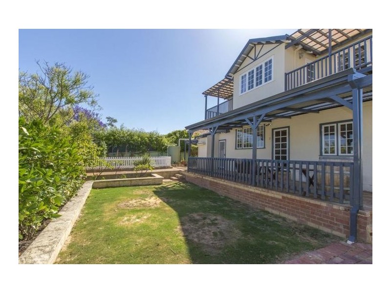 25 Elizabeth Street, Bayswater WA 6053