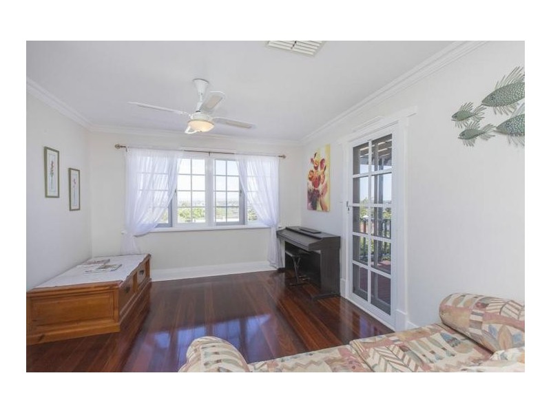 25 Elizabeth Street, Bayswater WA 6053