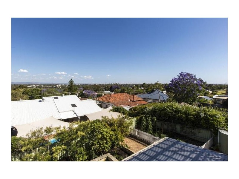 25 Elizabeth Street, Bayswater WA 6053