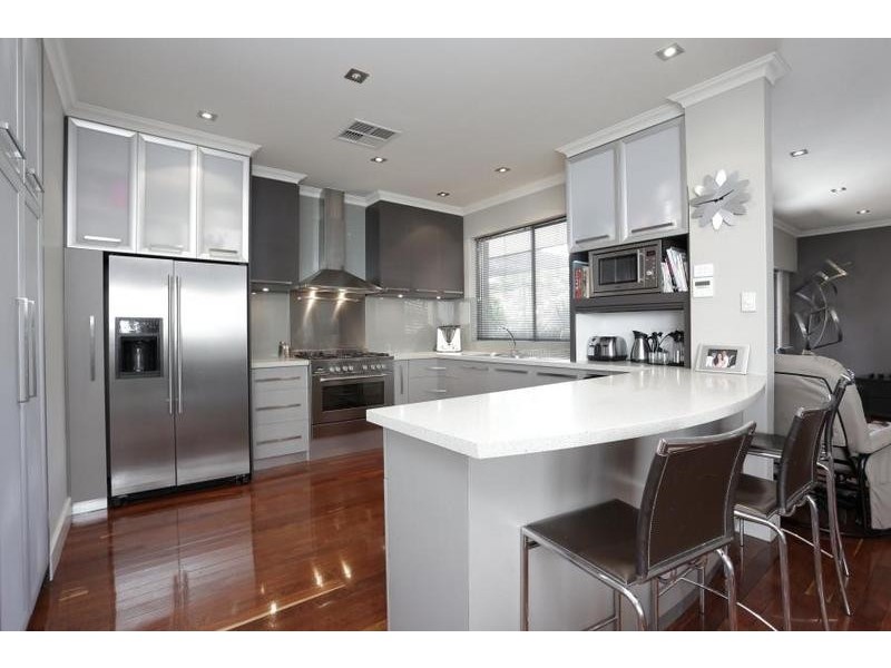 7 Maccabean Avenue, Dianella WA 6059