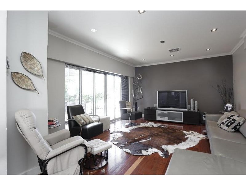 7 Maccabean Avenue, Dianella WA 6059