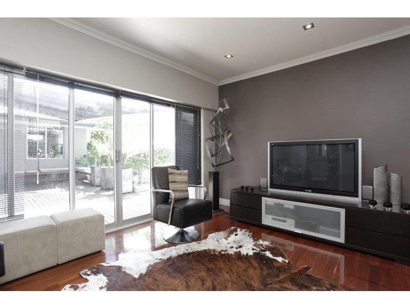 7 Maccabean Avenue, Dianella WA 6059