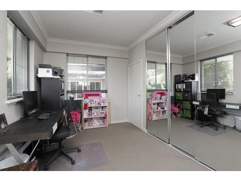 7 Maccabean Avenue, Dianella WA 6059