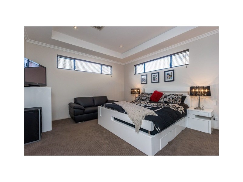 29 Kelvin Street, Maylands WA 6051