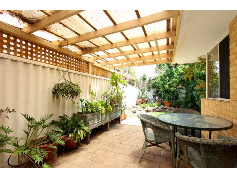 33/30 Peninsula Road, Maylands WA 6051