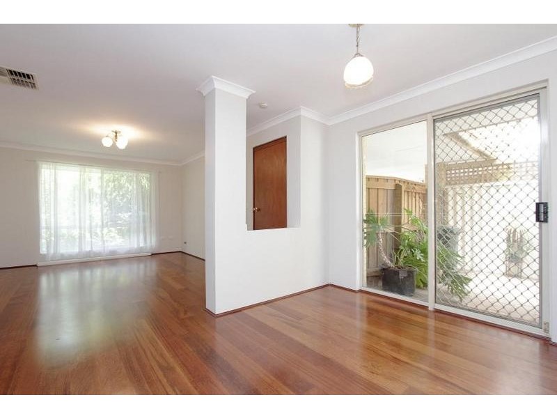 33/30 Peninsula Road, Maylands WA 6051