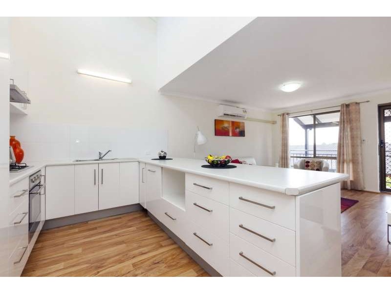 2/16 Rupert Street, Maylands WA 6051