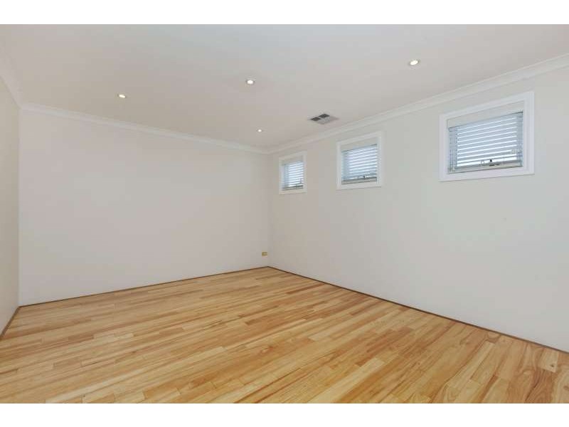 54 Queen Street, Bayswater WA 6053