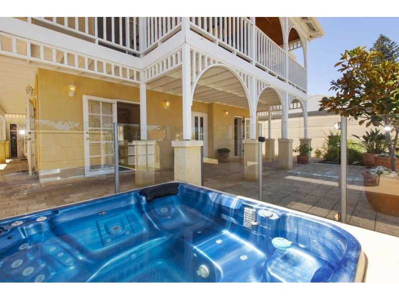 54 Queen Street, Bayswater WA 6053