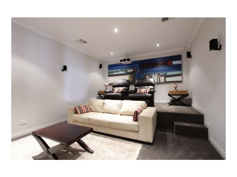 37 Chaucer Street, Yokine WA 6060
