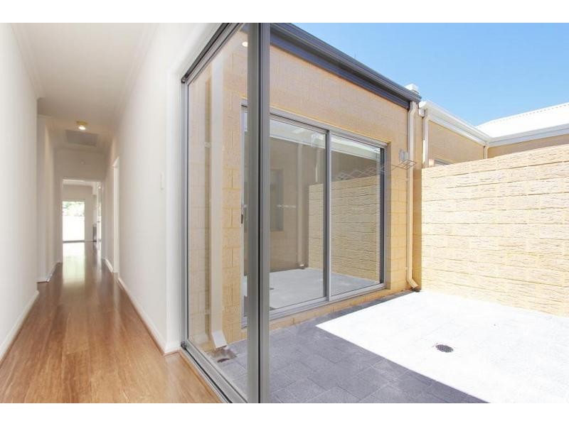 8A Jesmond Place, Dianella WA 6059