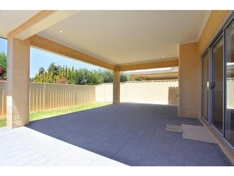 8A Jesmond Place, Dianella WA 6059