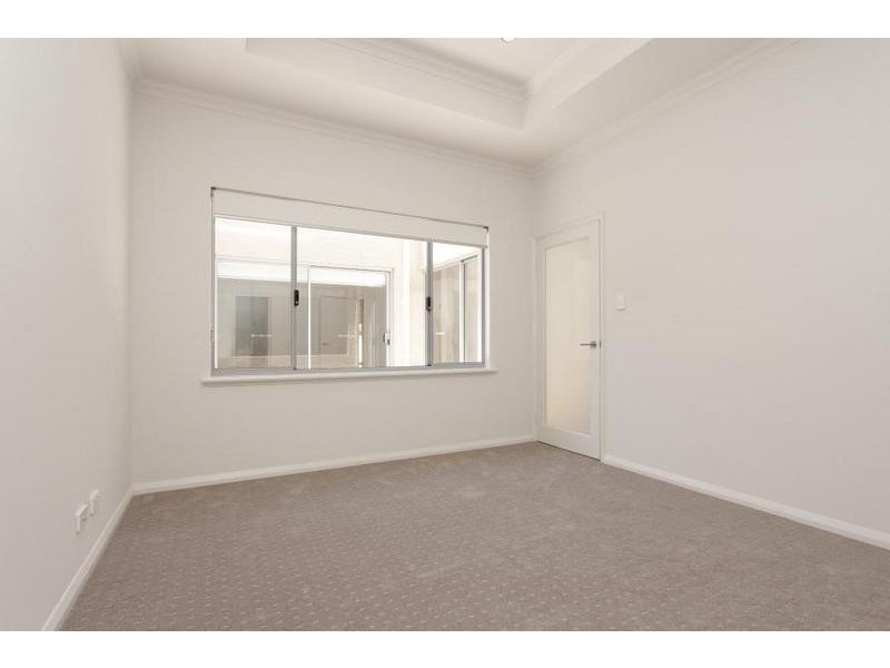 8 Jesmond Place, Dianella WA 6059