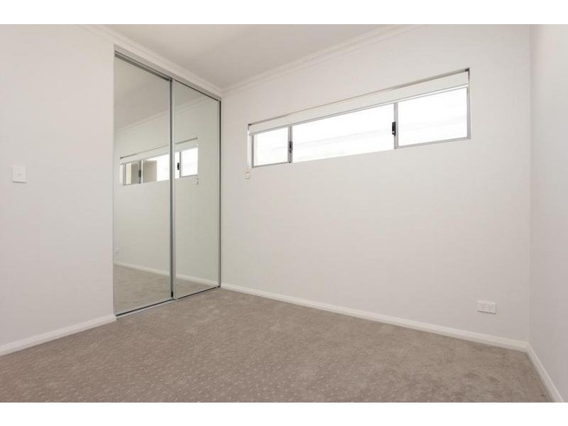 8 Jesmond Place, Dianella WA 6059