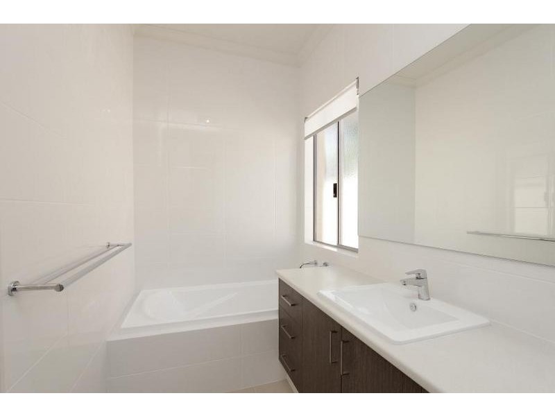 8 Jesmond Place, Dianella WA 6059