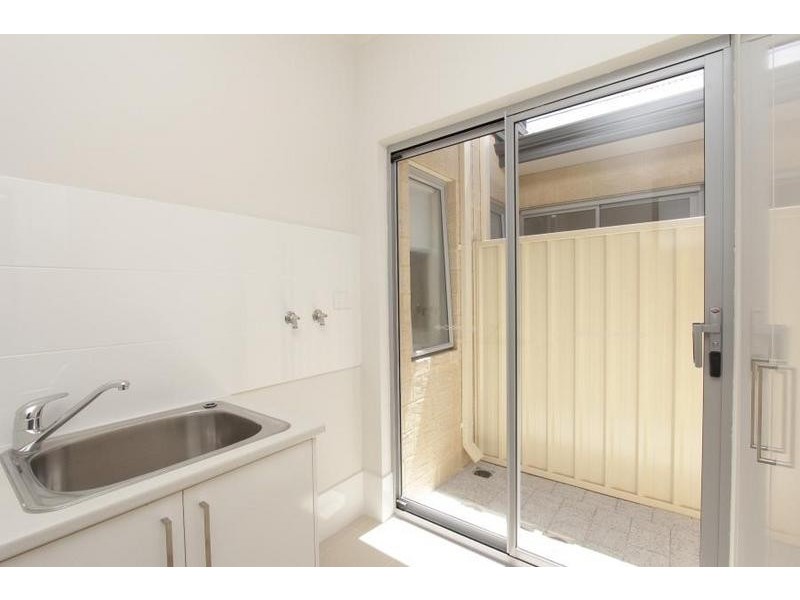 8 Jesmond Place, Dianella WA 6059