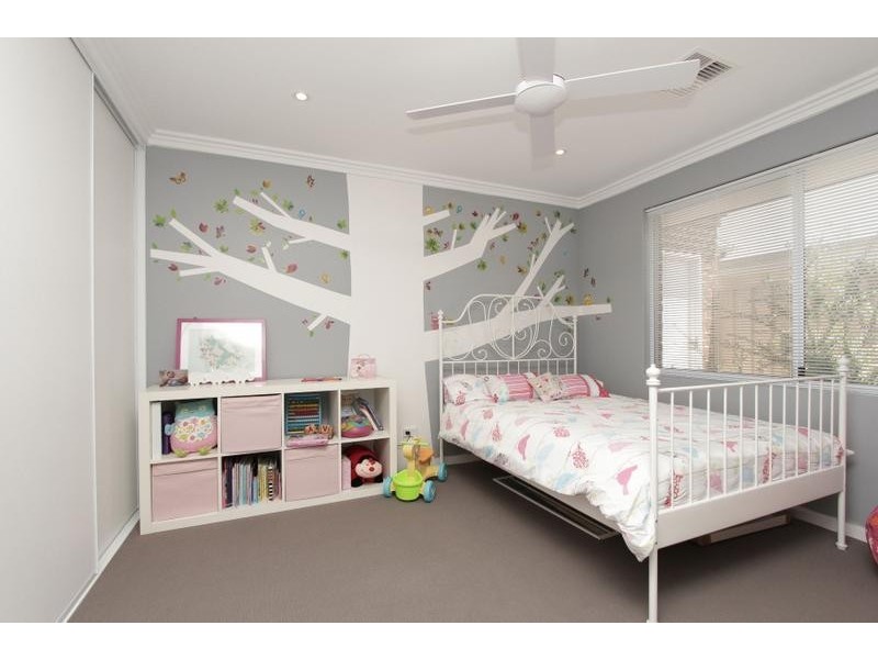 2 Laverstock Street, South Guildford WA 6055