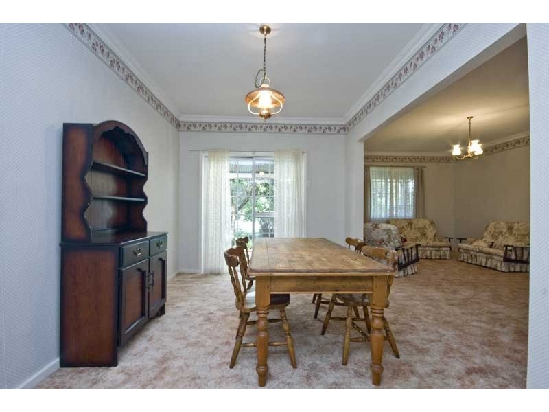 4 Hobart Street, Bayswater WA 6053