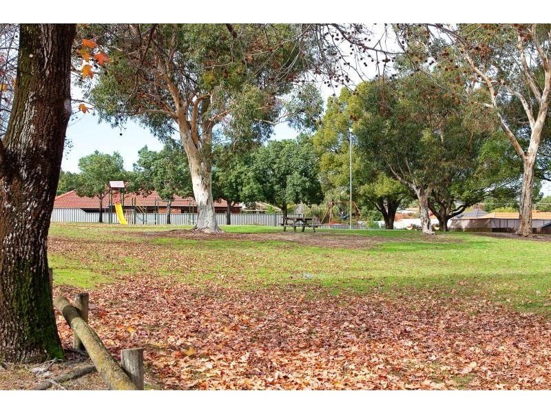 4 Hobart Street, Bayswater WA 6053