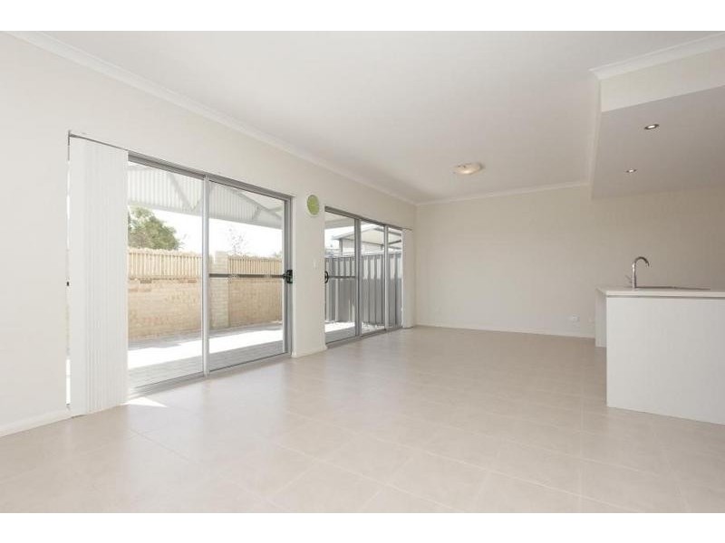 52 Prospector Loop, Bassendean WA 6054