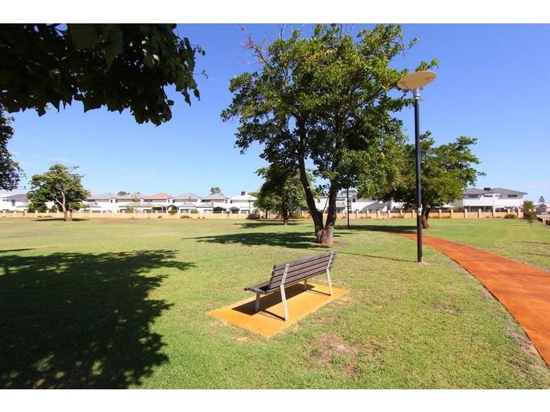 52 Prospector Loop, Bassendean WA 6054