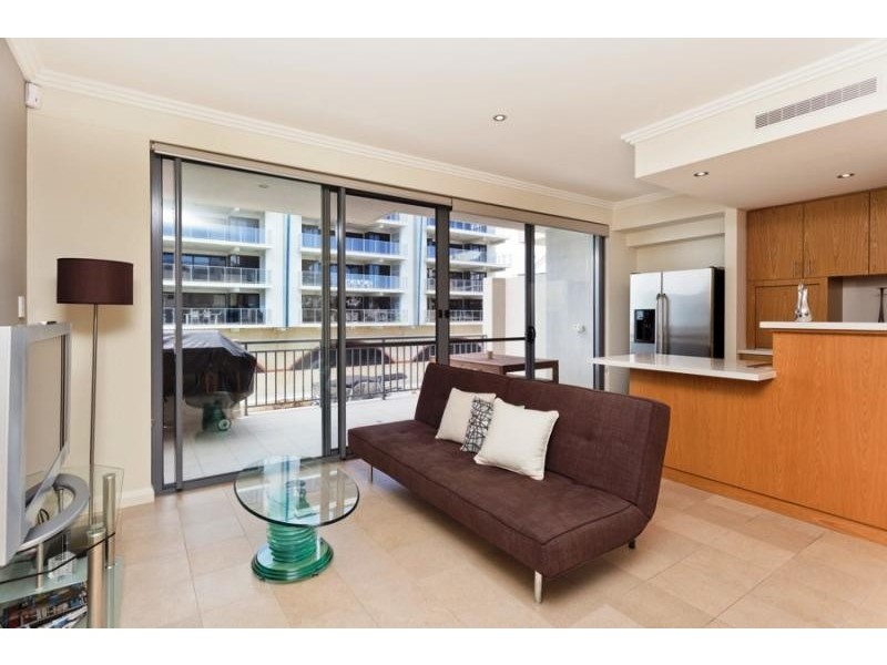 4/12 Cannaregio Square, Mandurah WA 6210