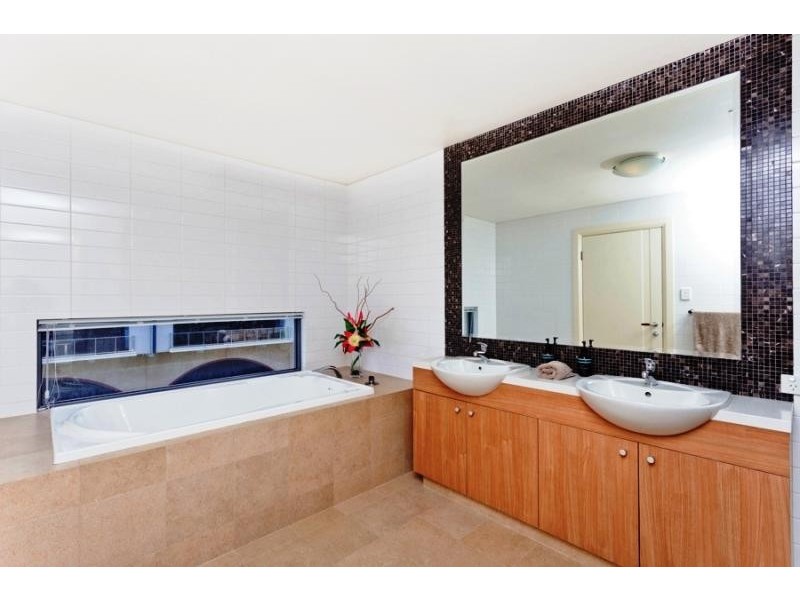 4/12 Cannaregio Square, Mandurah WA 6210