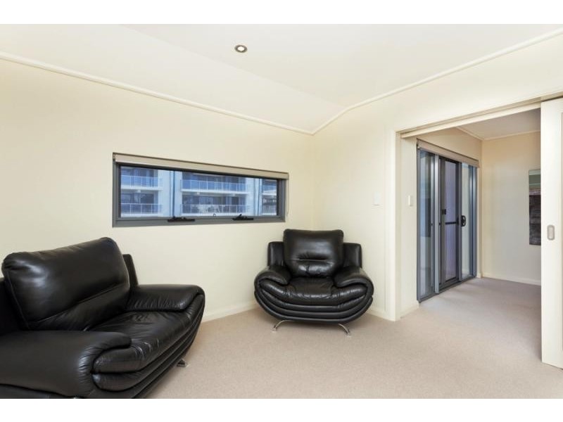 4/12 Cannaregio Square, Mandurah WA 6210