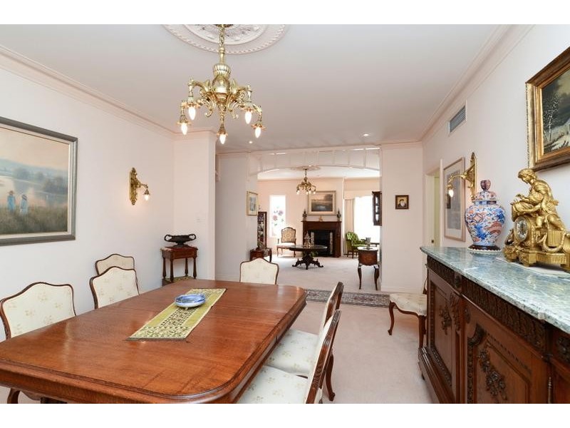 18 Howes Crescent, Dianella WA 6059