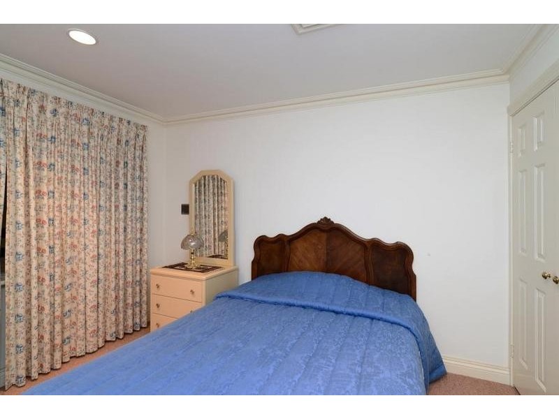 18 Howes Crescent, Dianella WA 6059