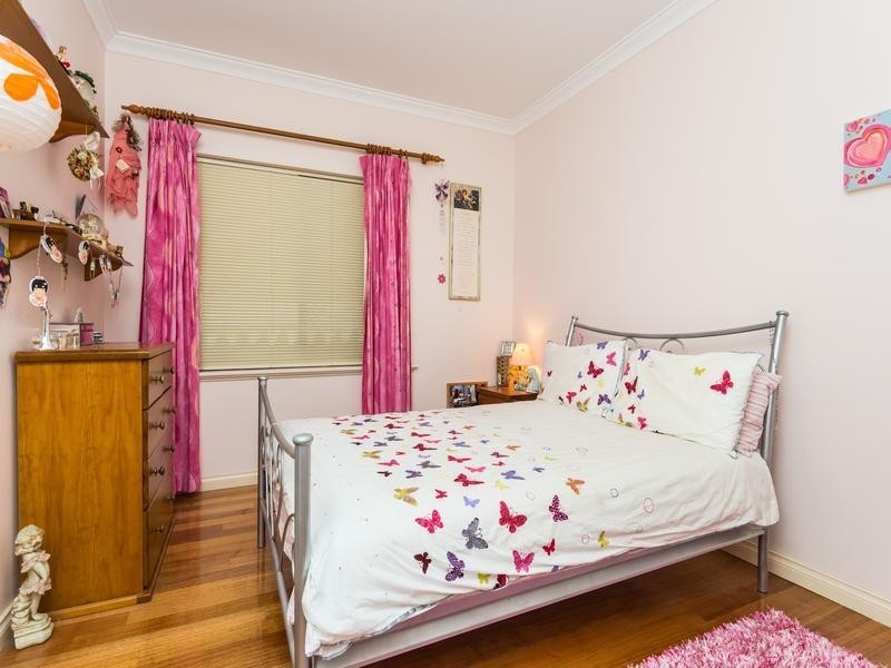 13 Santara Circle, Dianella WA 6059