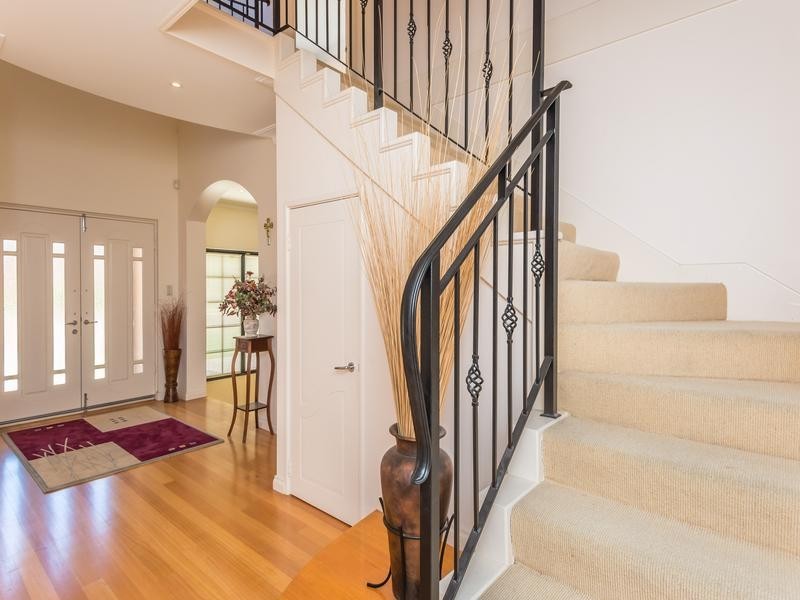 13 Santara Circle, Dianella WA 6059