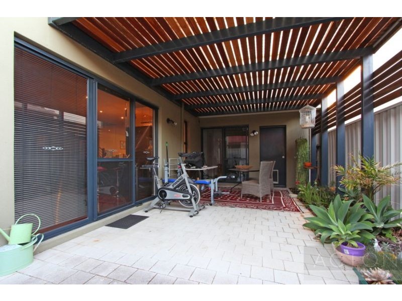 3 Selwyn Place, Rivervale WA 6103