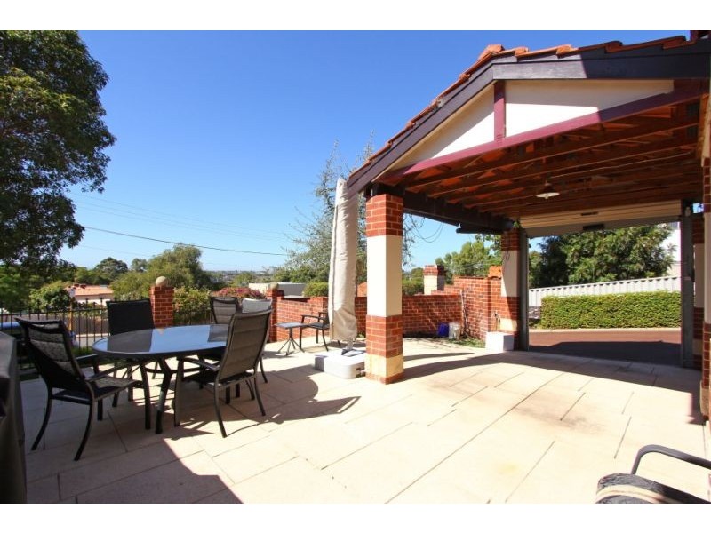 1/3-5 Conroy Street, Maylands WA 6051