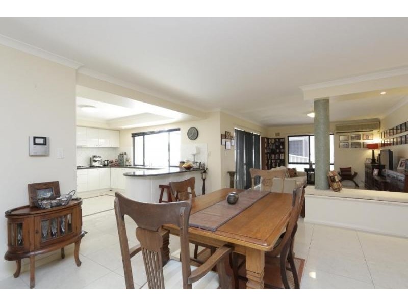 6 Ralston Place, Dianella WA 6059