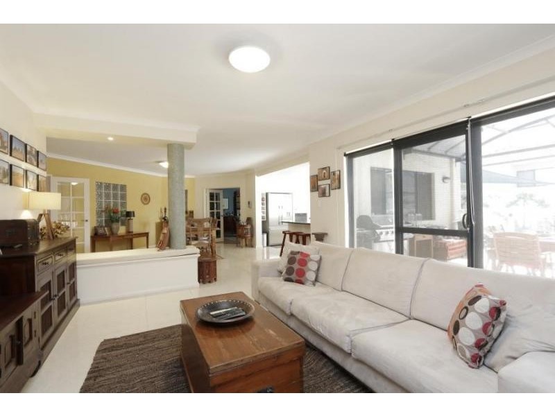 6 Ralston Place, Dianella WA 6059