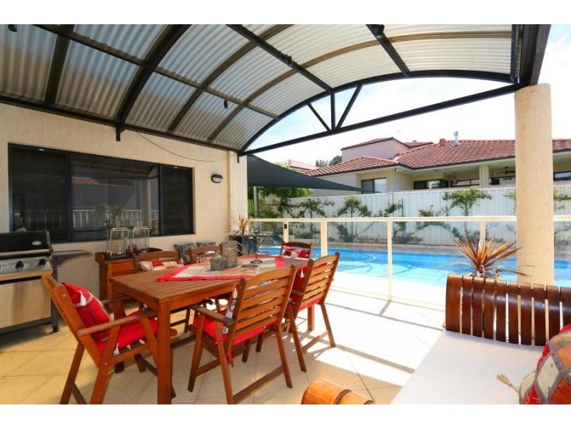 6 Ralston Place, Dianella WA 6059