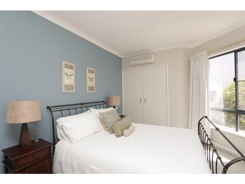 6 Ralston Place, Dianella WA 6059