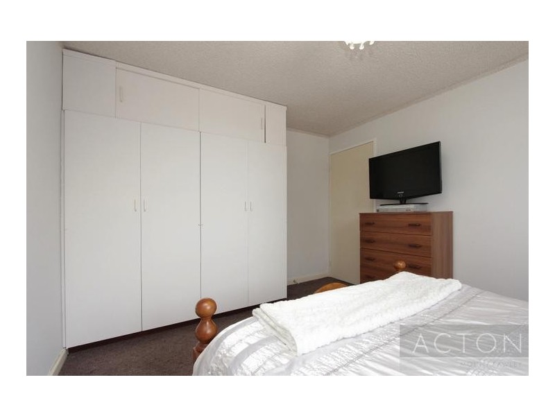 11/18 Eighth Avenue, Maylands WA 6051