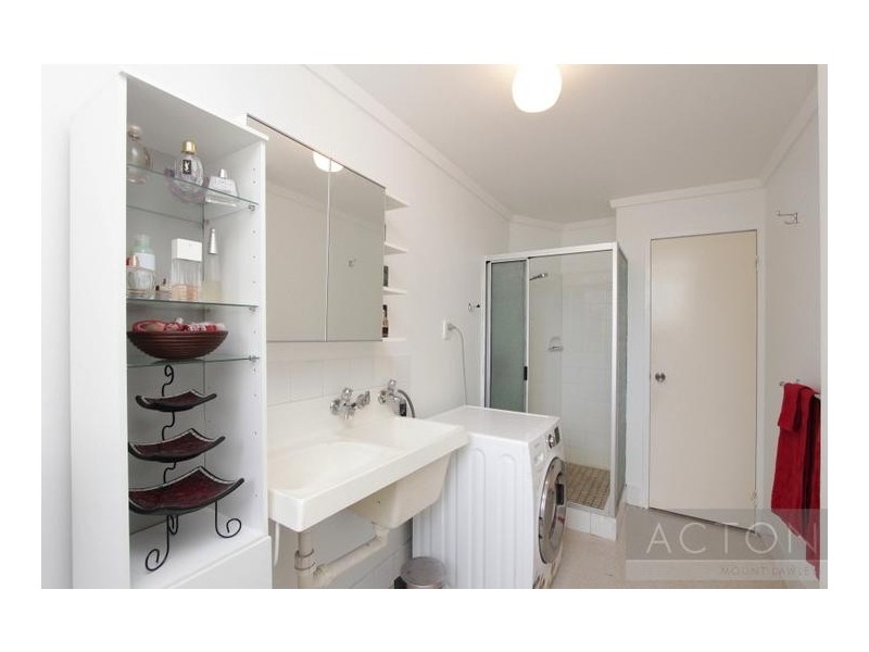 11/18 Eighth Avenue, Maylands WA 6051