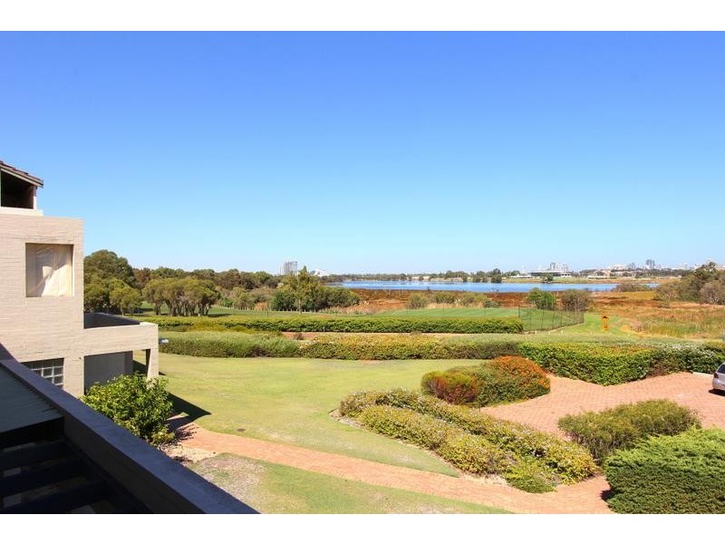 10/18 Fogerthorpe Crescent, Maylands WA 6051